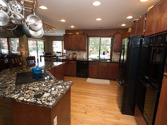 3rd image of 2417 NE 168th Ave