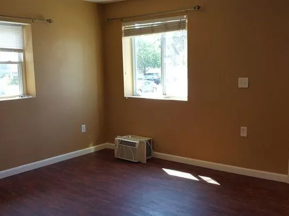 3 Canal St #B, Millbury, MA 01527