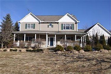 1st image of 18725 White Oak Dr