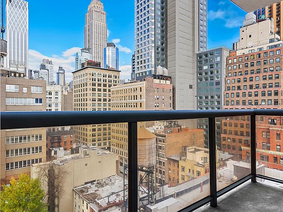 5th image of 127 E 30th St APT 15A