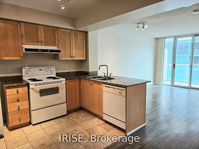 323 Richmond St E #611 — Photo 1