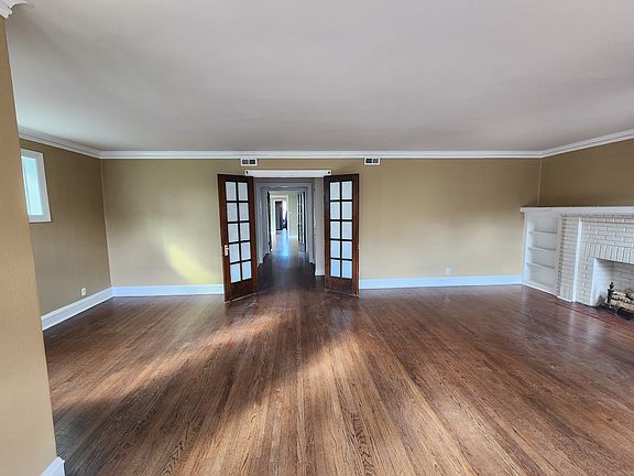 2nd image of 8844 La Crosse Ave APT 2