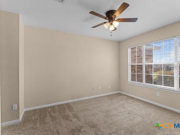 5th image of 713 Bighorn Dr