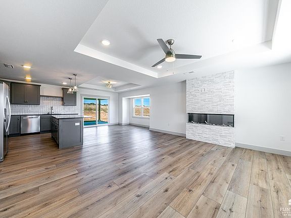 4th image of 9159 Camp Ct