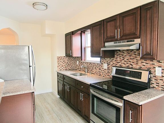 2nd image of 4717 28th Ave #3