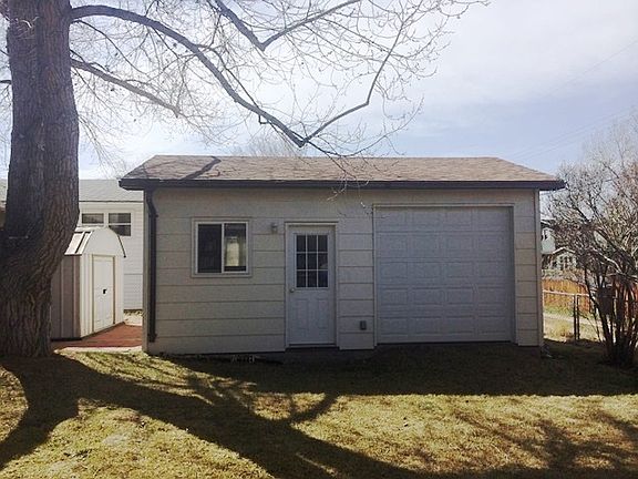 2nd image of 1111 Sanders Dr