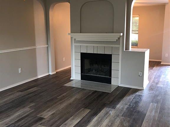 2nd image of 632 Aqua Dr