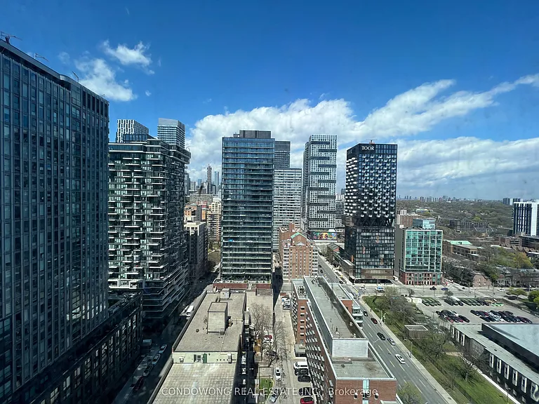 100 Queen St E #2701 — Photo 12