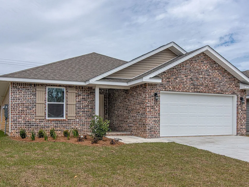 5797 Guinevere Ln