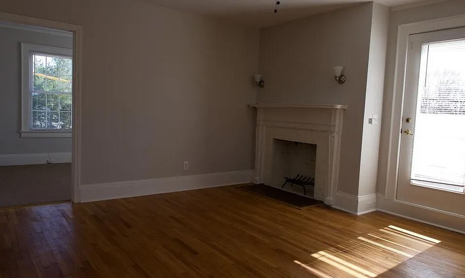 2140 Park Ave Bridgeport CT Zillow