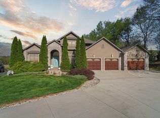 8241 N Ridge Trl, Milton, WI 53563