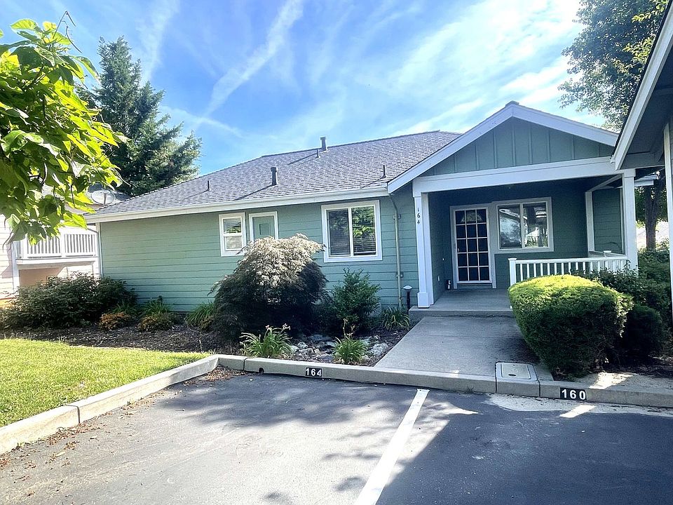 1st image of 164 Highlands Ct