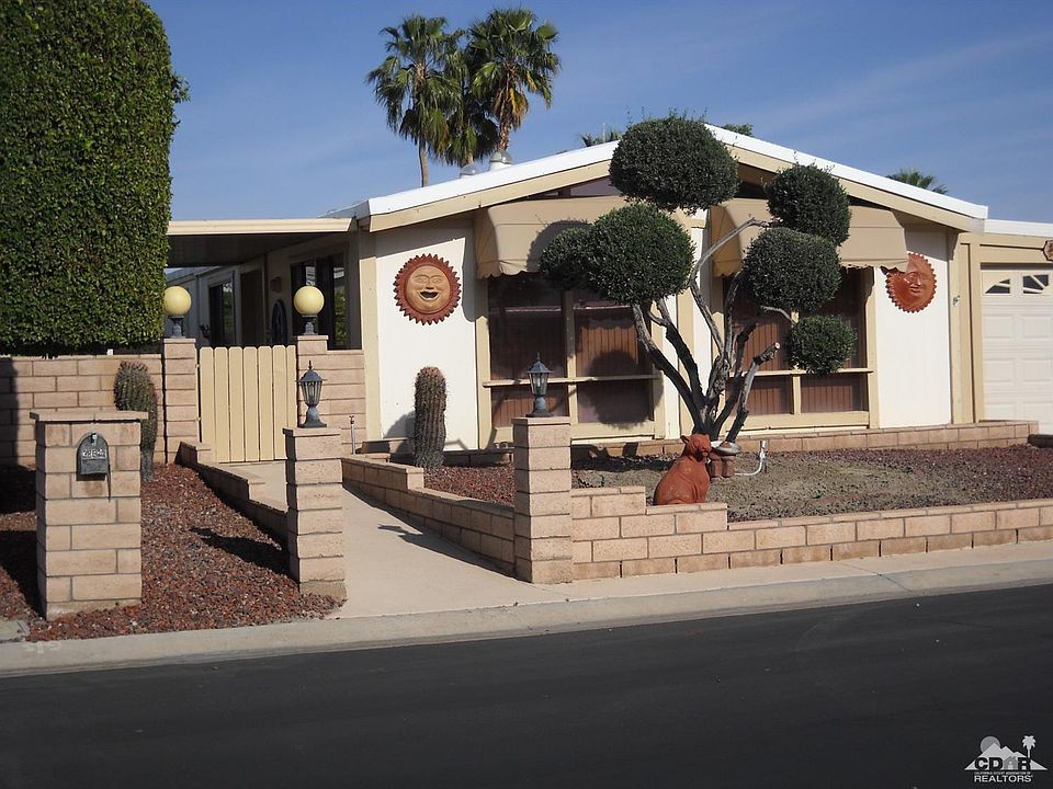 1st image of 38520 Commons Valley Dr