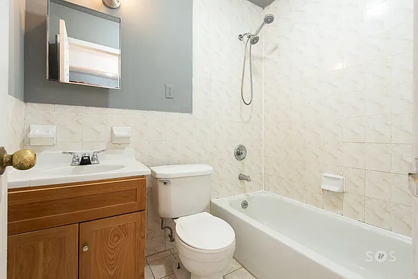 Rented by Brick&Mortar | media 33