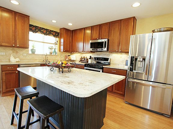 3rd image of 33926 SE Indian Plum St