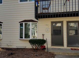 98 S Lakewood Gdns, Madison, WI 53704