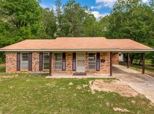 360 Wilson Dr, Magnolia, MS 39652