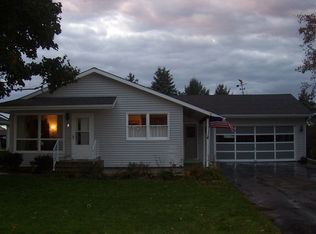 208 Pearl St, Reeseville, WI 53579