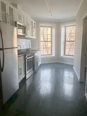 Rented by Nest Seekers International | media 8