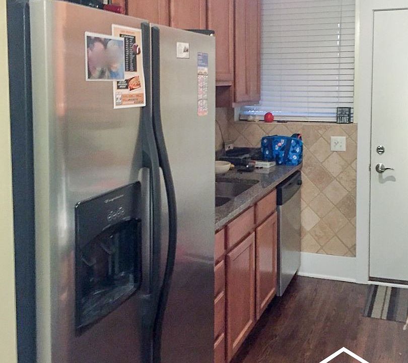 1st image of 3457 N Wolcott Ave #2