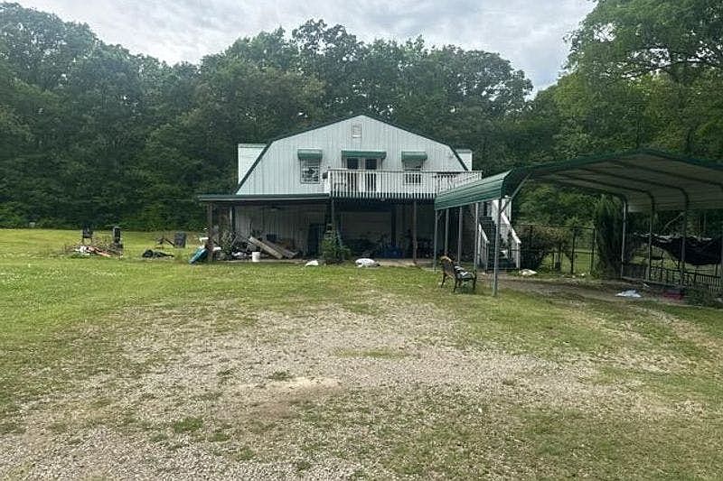 1st image of 958 E Ridgewood Rd