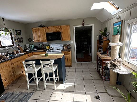 5th image of 116 Sherwood St #3