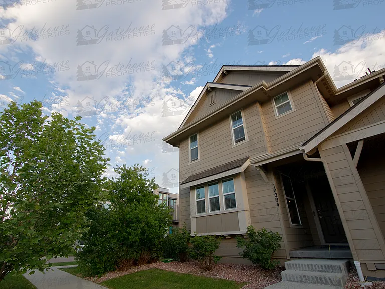 10294 E 59th Ave — Photo 2