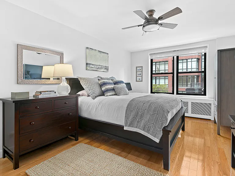 165 Christopher St #6Y — Photo 6