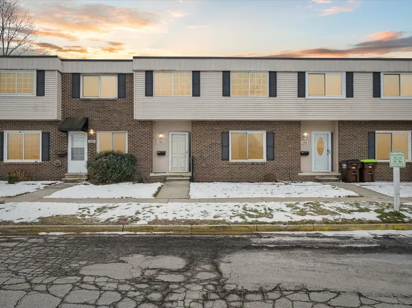 505 Estrada Dr, Belleville, MI 48111