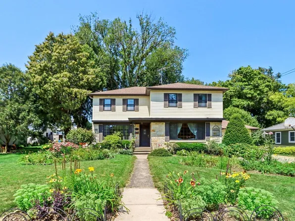 609 Mulberry STREET, Lake Mills, WI 53551