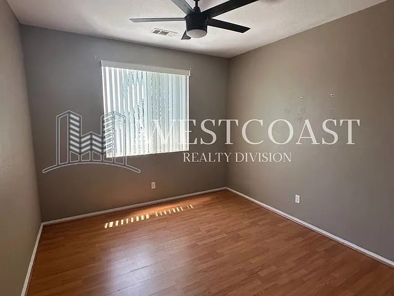 26719 Evergreen Ave — Photo 8
