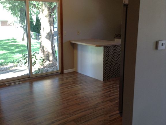 5th image of 206 Essex Rd