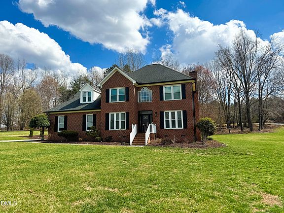 2nd image of 120 Denada Path