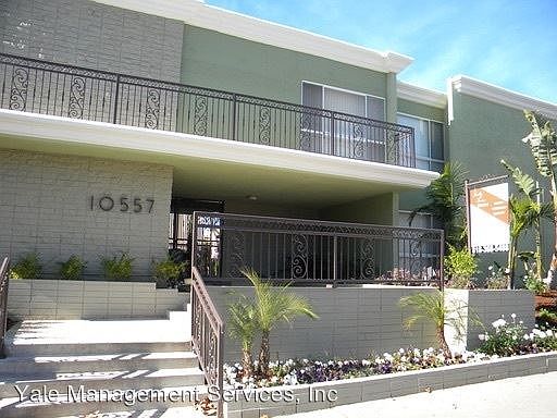 2nd image of 10557 Lindley Ave APT 46