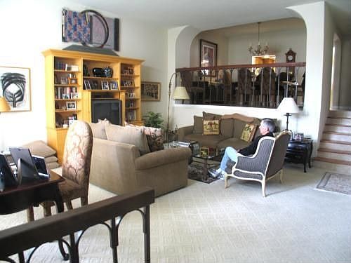 4th image of 5401 Zelzah Ave APT 128