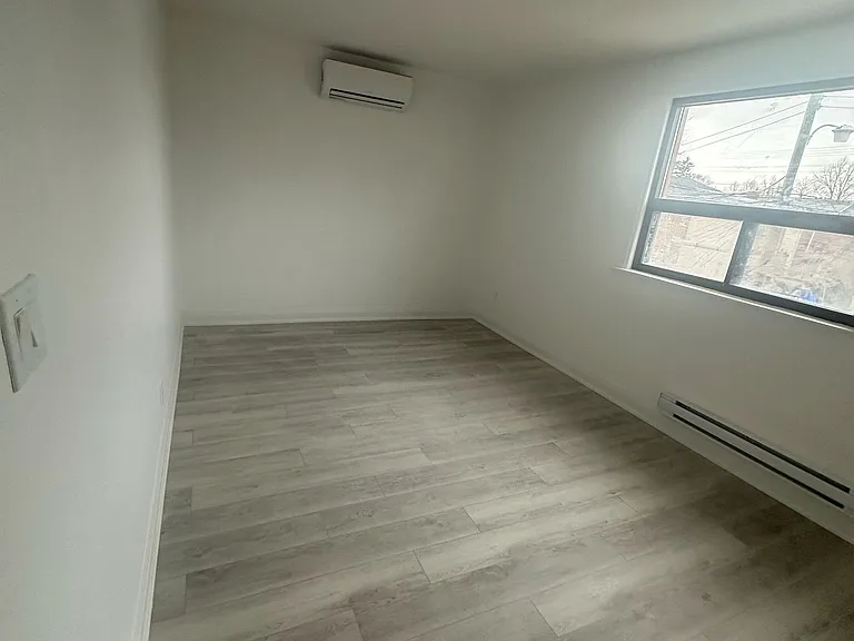 1710 Saint Clair Ave W #2 — Photo 6