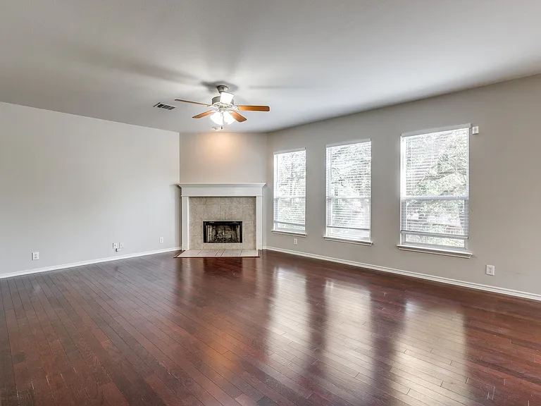 15834 Redwoods Mnr — Photo 8