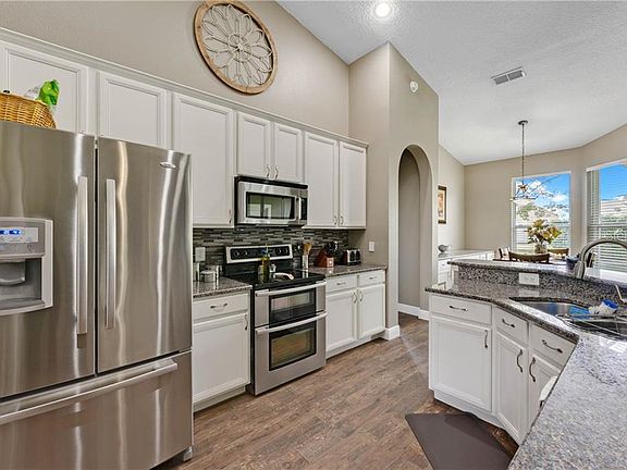 5th image of 14824 Bonnybridge Dr