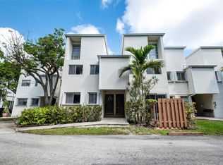 La Arboleda Condo, Miami, FL 33145