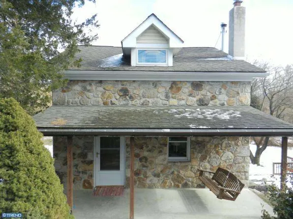 317 Old Mill Rd, Parkesburg, PA 19365