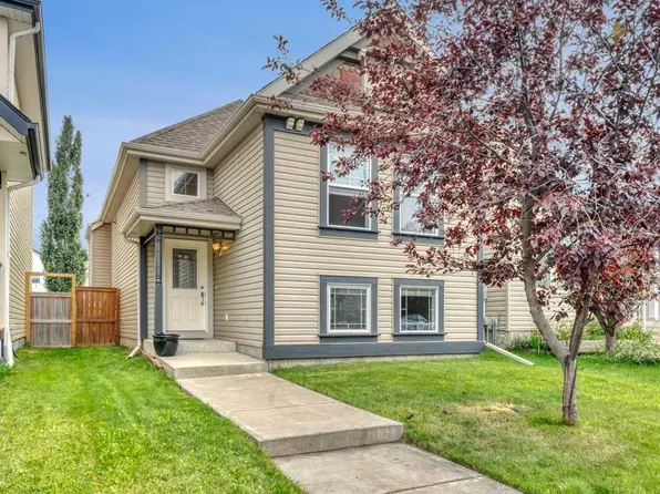 677 N Evermeadow Rd SW, Calgary, AB T2Y 4W7