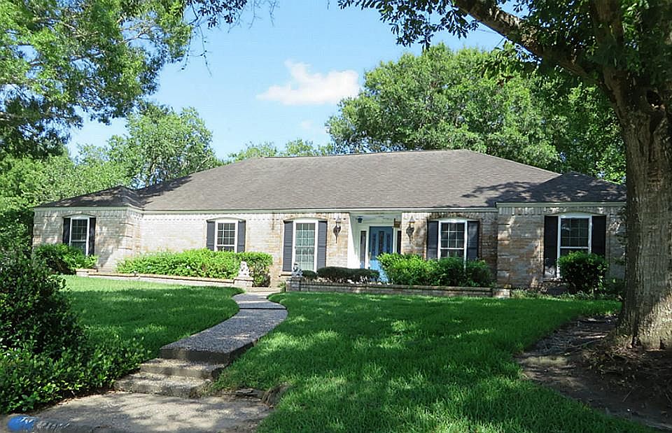 1st image of 5303 Whittier Oaks Dr
