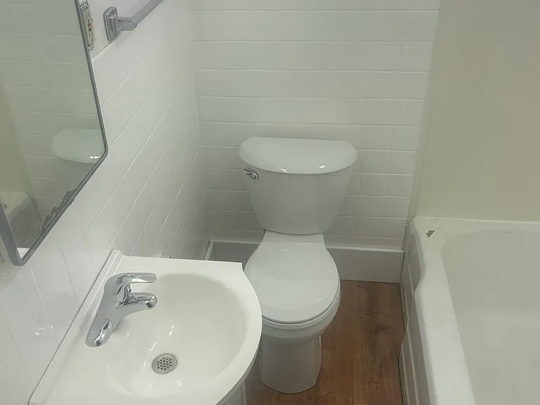 240 Ignatius Ave — Photo 8