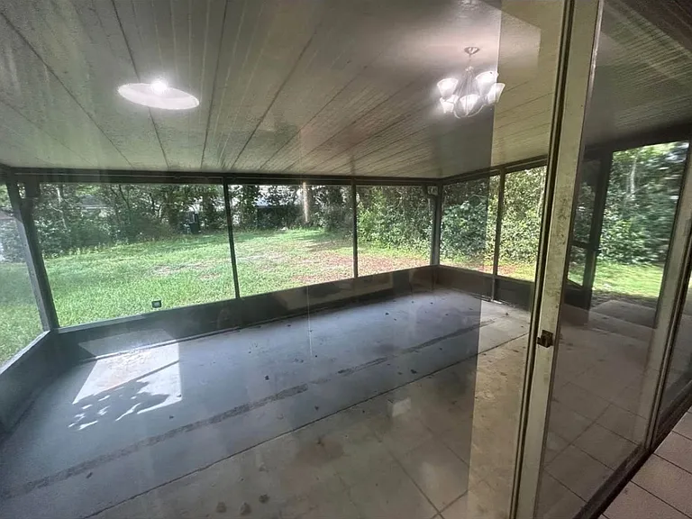 336 Riviera Dr #100 — Photo 9