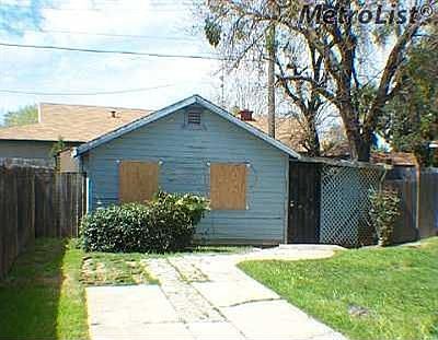 2nd image of 5820 79th St