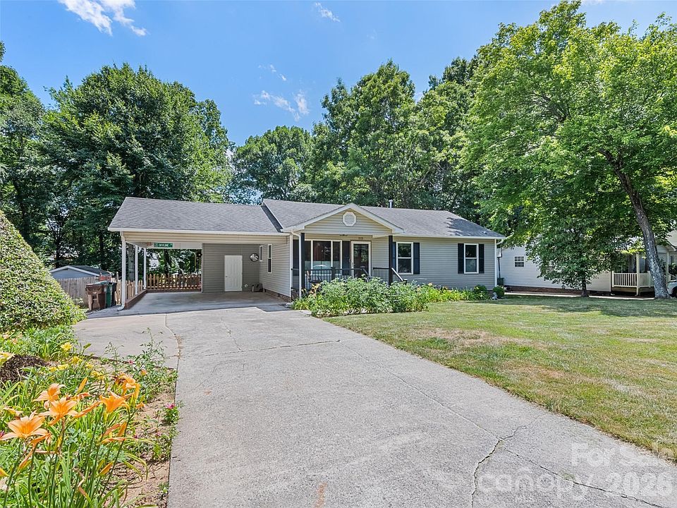 1st image of 515 Westover Dr