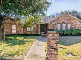 5604 Glacier Lake Dr, Arlington, TX 76013