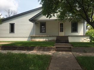 2402 N Market St, Wichita, KS 67219