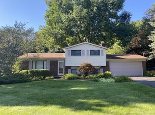 7291 Mustang Dr, Clarkston, MI