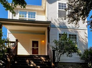 8345 N Bank St, Portland, OR 97203